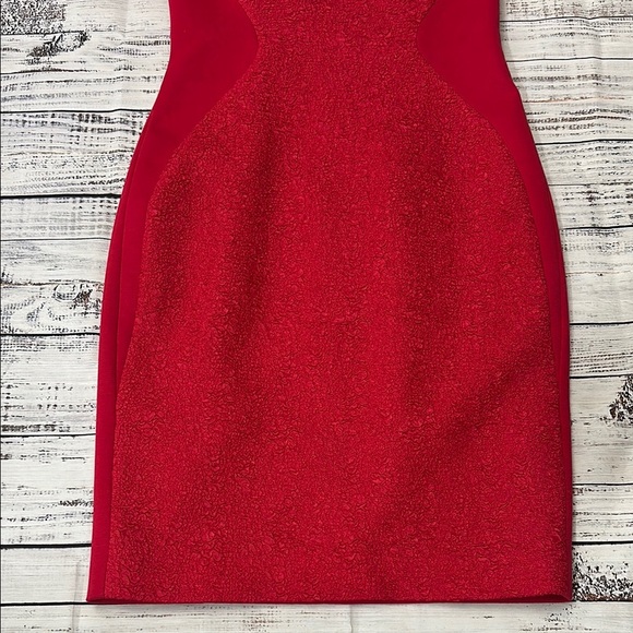 T Tahari Red Cap Sleeve Sheath Midi Dress Cocktail‎ Sz. 4 - Picture 3 of 8